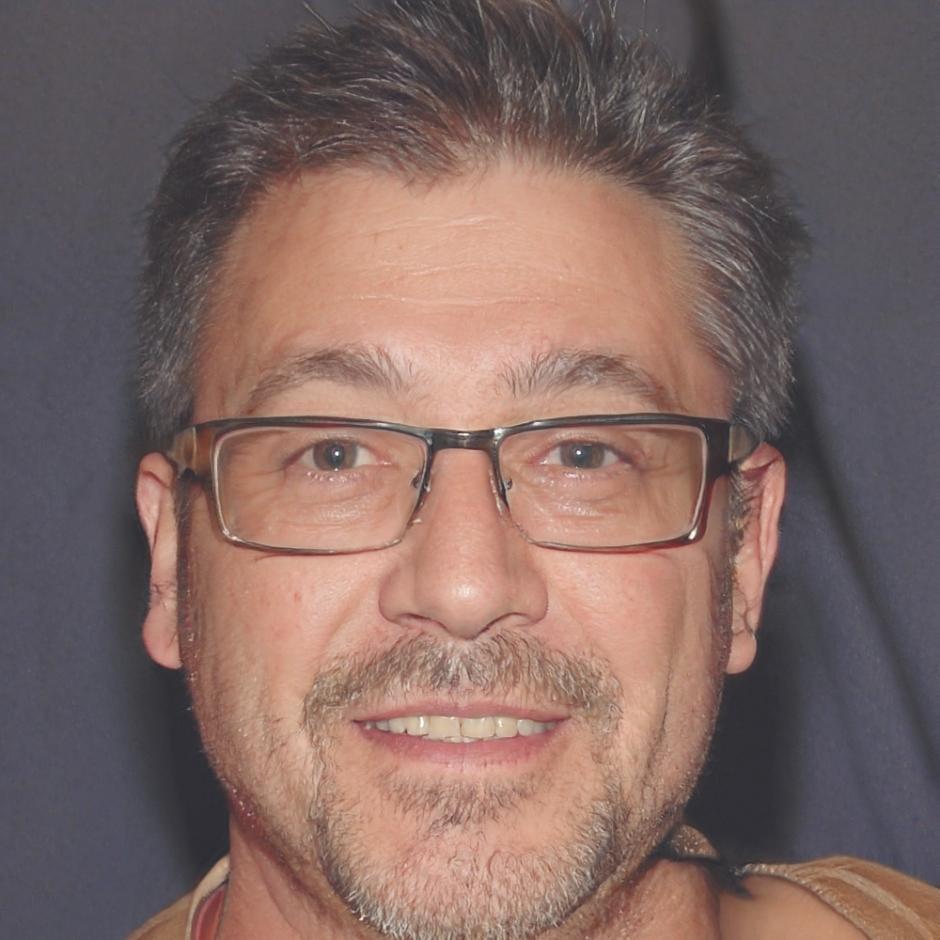 Mateo Serrano, Coordinador de Programas Educativos